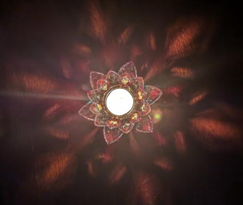Candle holder